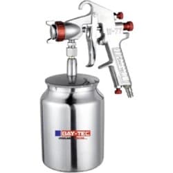 Profesyonel Boya Tabancası Alttan Depolu 1000cc 1.7mm - Profesyonel HVLP boya tabancası, alttan depolu 1000cc kapasiteli ve 1.7 mm meme. Orta viskoziteli (oto boya, mobilya vernik) için tasarlanmıştır; standart oto boya, ana renk, mobilya boyama işlerinde tercih edilir. Oto boyacı, mobilya ustası mesleklerine yönelik. Büyük depo, uzun süre boyama, büyük yüzey verim.
